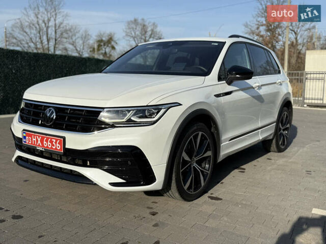 Белый Фольксваген Тигуан, объемом двигателя 1.97 л и пробегом 189 тыс. км за 36500 $, фото 2 на Automoto.ua