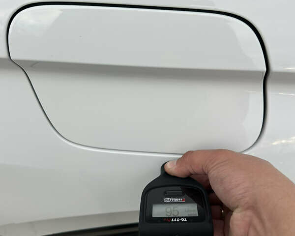 Белый Фольксваген Тигуан, объемом двигателя 2 л и пробегом 132 тыс. км за 27750 $, фото 130 на Automoto.ua