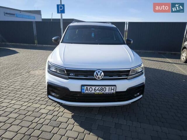 Білий Фольксваген Тігуан, об'ємом двигуна 2 л та пробігом 123 тис. км за 27500 $, фото 63 на Automoto.ua