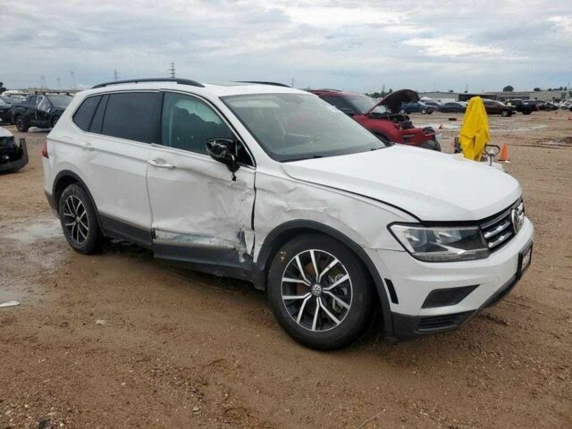 Белый Фольксваген Тигуан, объемом двигателя 2 л и пробегом 76 тыс. км за 14900 $, фото 8 на Automoto.ua