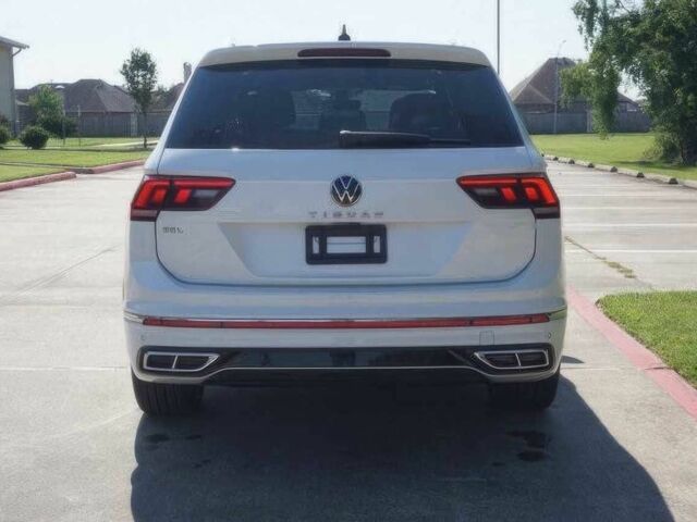 Белый Фольксваген Тигуан, объемом двигателя 2 л и пробегом 25 тыс. км за 20300 $, фото 6 на Automoto.ua