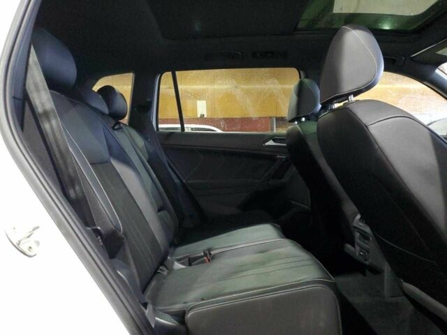 Білий Фольксваген Тігуан, об'ємом двигуна 2 л та пробігом 36 тис. км за 7000 $, фото 10 на Automoto.ua