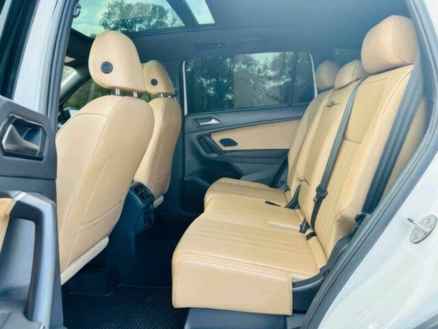 Белый Фольксваген Тигуан, объемом двигателя 2 л и пробегом 12 тыс. км за 16400 $, фото 12 на Automoto.ua