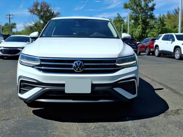 Білий Фольксваген Тігуан, об'ємом двигуна 2 л та пробігом 15 тис. км за 10700 $, фото 1 на Automoto.ua