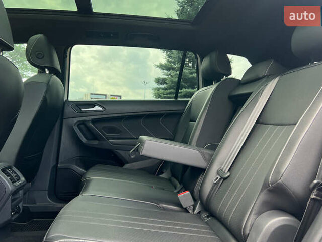 Білий Фольксваген Тігуан, об'ємом двигуна 2 л та пробігом 30 тис. км за 31500 $, фото 19 на Automoto.ua