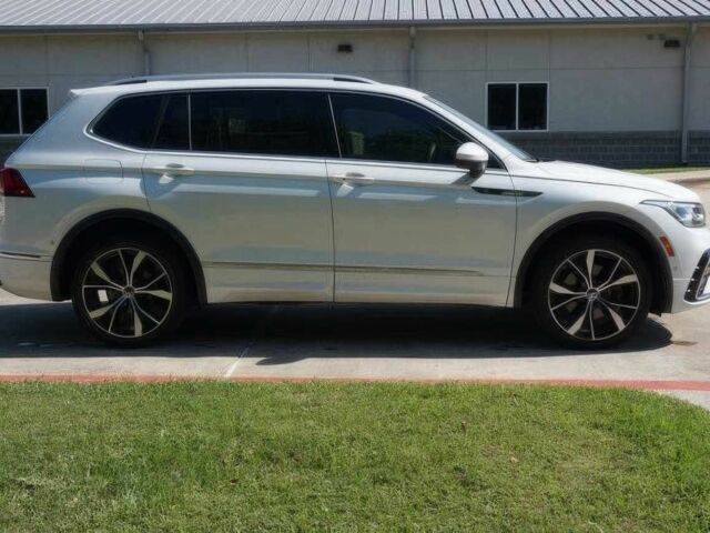 Белый Фольксваген Тигуан, объемом двигателя 2 л и пробегом 29 тыс. км за 14600 $, фото 4 на Automoto.ua