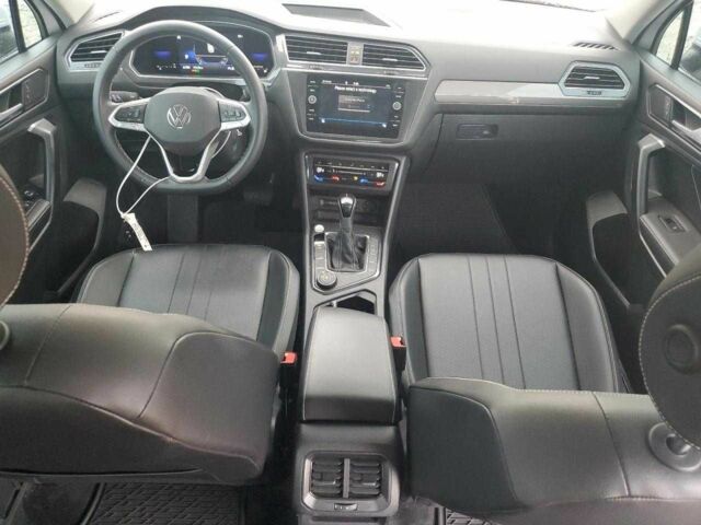 Белый Фольксваген Тигуан, объемом двигателя 2 л и пробегом 123 тыс. км за 4100 $, фото 7 на Automoto.ua