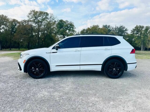 Белый Фольксваген Тигуан, объемом двигателя 2 л и пробегом 12 тыс. км за 16400 $, фото 3 на Automoto.ua