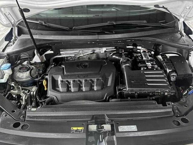 Білий Фольксваген Тігуан, об'ємом двигуна 2 л та пробігом 59 тис. км за 355 $, фото 8 на Automoto.ua