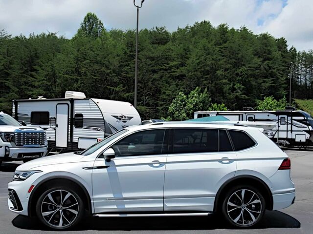 Белый Фольксваген Тигуан, объемом двигателя 2 л и пробегом 14 тыс. км за 17900 $, фото 3 на Automoto.ua