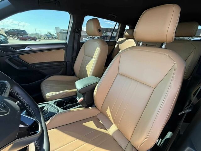 Белый Фольксваген Тигуан, объемом двигателя 2 л и пробегом 12 тыс. км за 15000 $, фото 7 на Automoto.ua