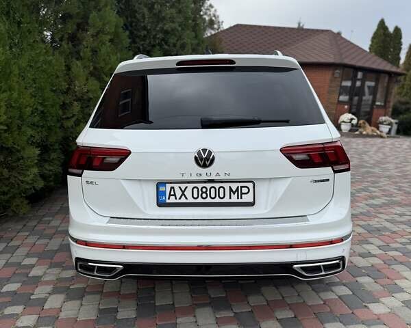 Білий Фольксваген Тігуан, об'ємом двигуна 1.98 л та пробігом 30 тис. км за 39500 $, фото 4 на Automoto.ua