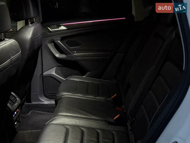 Белый Фольксваген Тигуан, объемом двигателя 1.98 л и пробегом 55 тыс. км за 39500 $, фото 19 на Automoto.ua