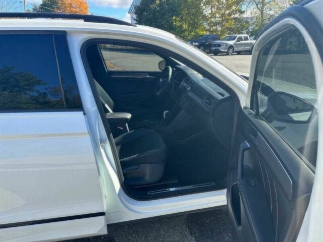 Белый Фольксваген Тигуан, объемом двигателя 2 л и пробегом 22 тыс. км за 15000 $, фото 10 на Automoto.ua