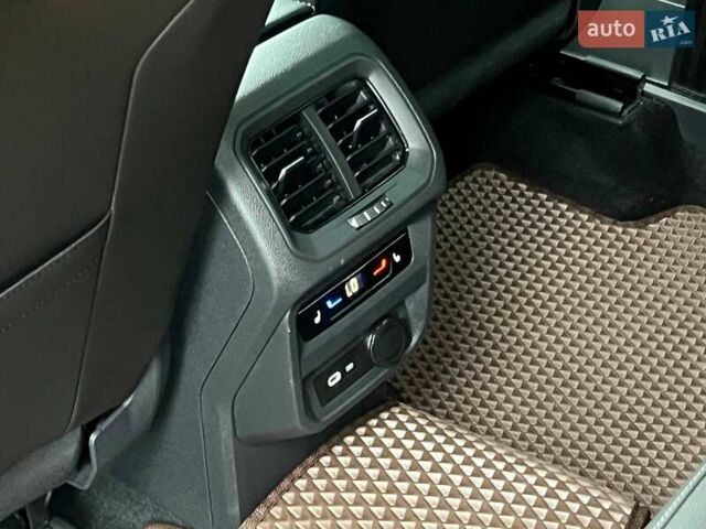 Білий Фольксваген Тігуан, об'ємом двигуна 1.98 л та пробігом 48 тис. км за 39000 $, фото 32 на Automoto.ua