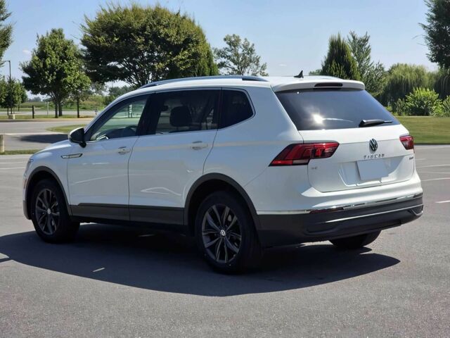 Белый Фольксваген Тигуан, объемом двигателя 2 л и пробегом 25 тыс. км за 17300 $, фото 5 на Automoto.ua