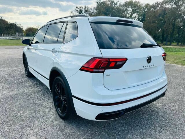 Белый Фольксваген Тигуан, объемом двигателя 2 л и пробегом 12 тыс. км за 16400 $, фото 4 на Automoto.ua
