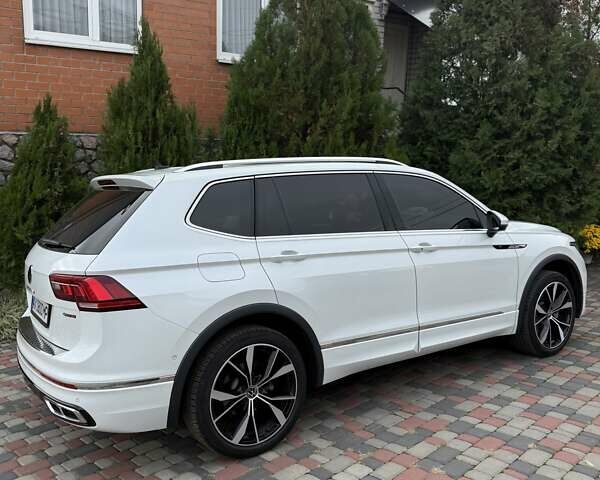 Білий Фольксваген Тігуан, об'ємом двигуна 1.98 л та пробігом 30 тис. км за 39500 $, фото 5 на Automoto.ua