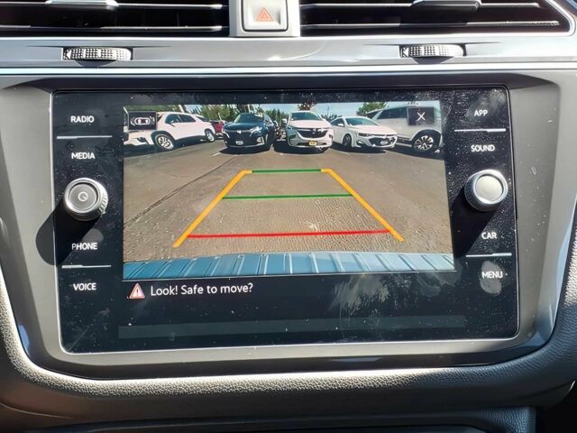 Білий Фольксваген Тігуан, об'ємом двигуна 2 л та пробігом 15 тис. км за 10700 $, фото 7 на Automoto.ua