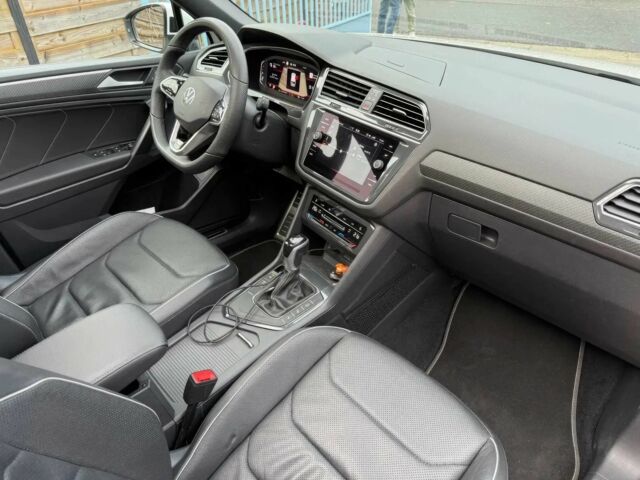 Белый Фольксваген Тигуан, объемом двигателя 2 л и пробегом 27 тыс. км за 17000 $, фото 7 на Automoto.ua