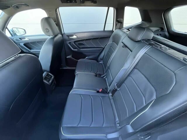 Белый Фольксваген Тигуан, объемом двигателя 2 л и пробегом 18 тыс. км за 7800 $, фото 11 на Automoto.ua