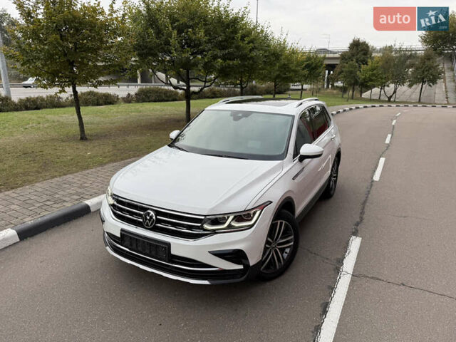 Фольксваген Тигуан 2022 в Киеве на Automoto.ua Белый Фольксваген Тигуан, объемом двигателя 2 л и пробегом 32 тыс. км за 35500 $, фото 13 на Automoto.ua