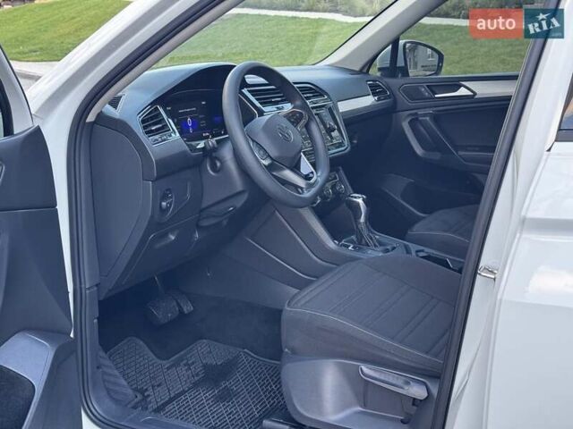 Белый Фольксваген Тигуан, объемом двигателя 1.98 л и пробегом 105 тыс. км за 21750 $, фото 23 на Automoto.ua