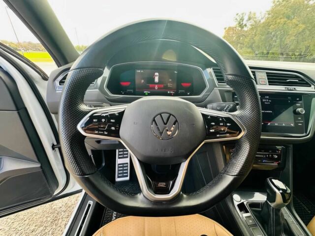 Белый Фольксваген Тигуан, объемом двигателя 2 л и пробегом 12 тыс. км за 16400 $, фото 11 на Automoto.ua