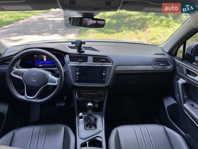 Белый Фольксваген Тигуан, объемом двигателя 2 л и пробегом 50 тыс. км за 29000 $, фото 11 на Automoto.ua