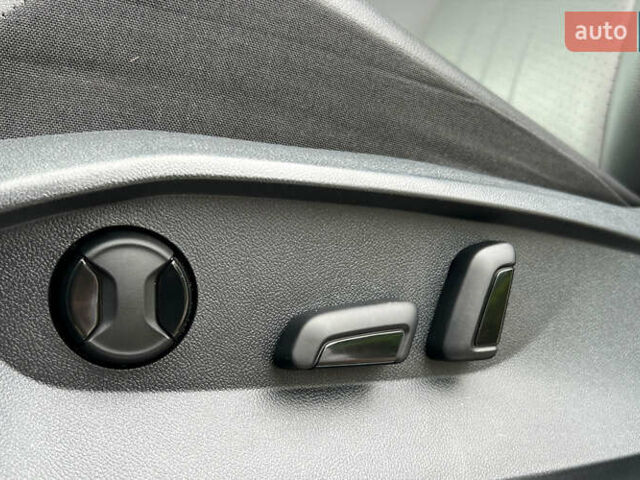 Білий Фольксваген Тігуан, об'ємом двигуна 2 л та пробігом 30 тис. км за 31500 $, фото 9 на Automoto.ua