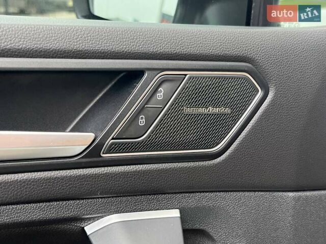 Білий Фольксваген Тігуан, об'ємом двигуна 1.98 л та пробігом 48 тис. км за 39000 $, фото 33 на Automoto.ua