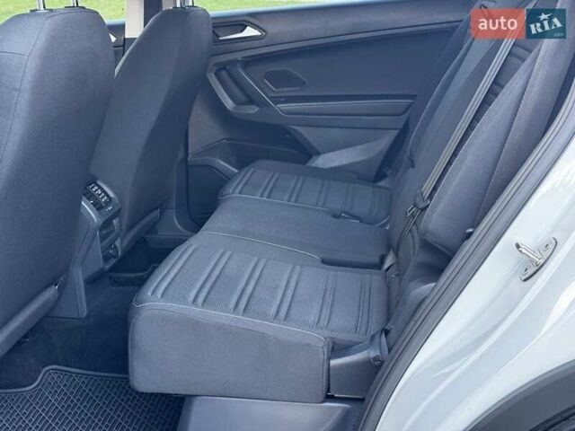 Белый Фольксваген Тигуан, объемом двигателя 1.98 л и пробегом 105 тыс. км за 21750 $, фото 34 на Automoto.ua