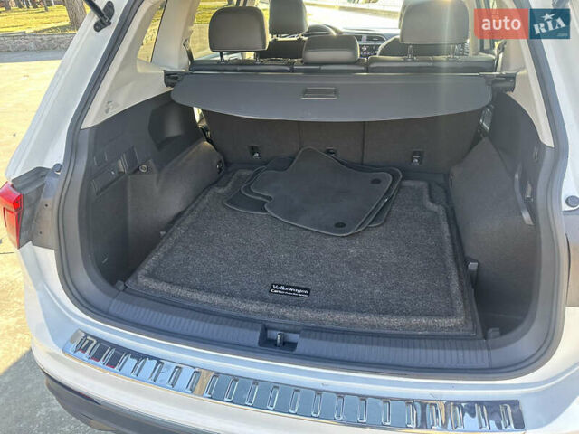 Белый Фольксваген Тигуан, объемом двигателя 1.98 л и пробегом 48 тыс. км за 25900 $, фото 16 на Automoto.ua