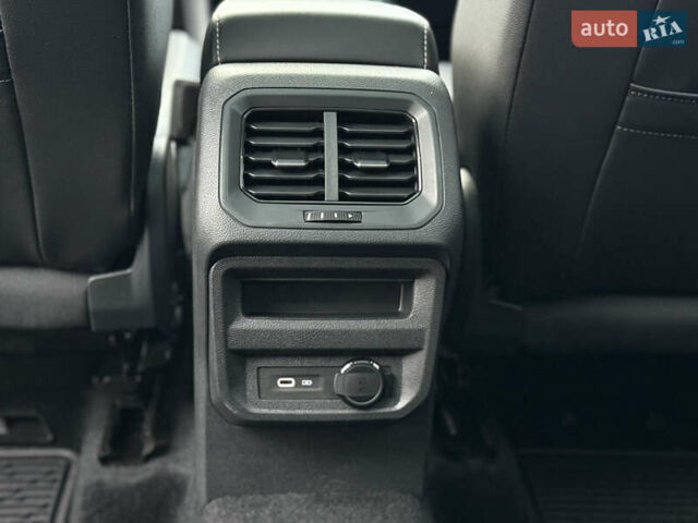 Белый Фольксваген Тигуан, объемом двигателя 1.98 л и пробегом 48 тыс. км за 26999 $, фото 39 на Automoto.ua