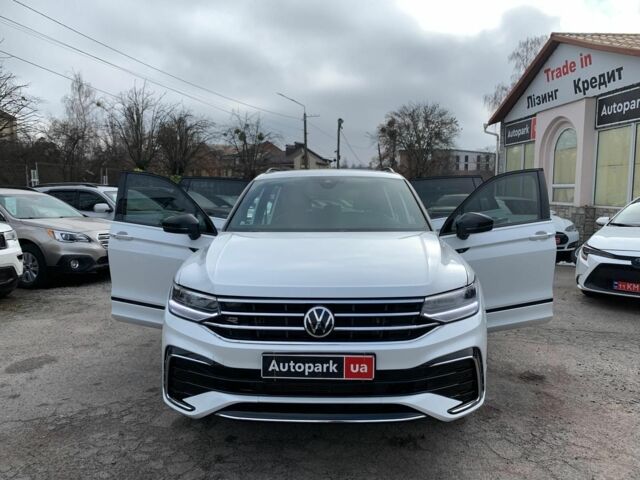 Белый Фольксваген Тигуан, объемом двигателя 2 л и пробегом 45 тыс. км за 28290 $, фото 15 на Automoto.ua