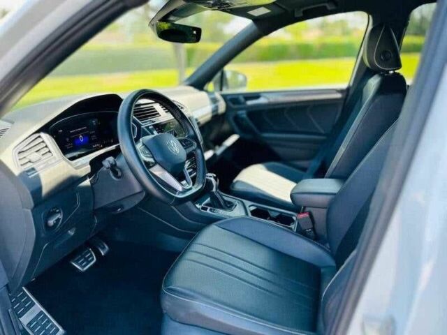 Белый Фольксваген Тигуан, объемом двигателя 2 л и пробегом 9 тыс. км за 8600 $, фото 7 на Automoto.ua