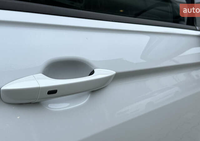 Білий Фольксваген Тігуан, об'ємом двигуна 1.98 л та пробігом 43 тис. км за 27800 $, фото 47 на Automoto.ua