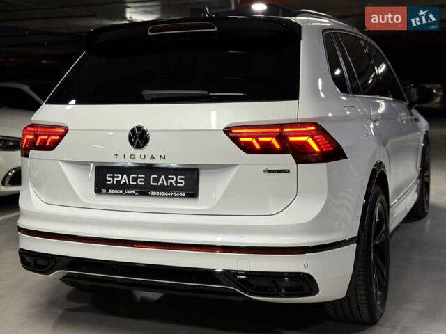 Белый Фольксваген Тигуан, объемом двигателя 2 л и пробегом 48 тыс. км за 42900 $, фото 15 на Automoto.ua