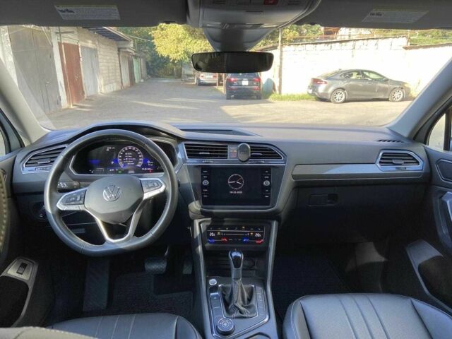 Белый Фольксваген Тигуан, объемом двигателя 2 л и пробегом 31 тыс. км за 16700 $, фото 10 на Automoto.ua