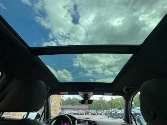 Білий Фольксваген Тігуан, об'ємом двигуна 2 л та пробігом 12 тис. км за 9300 $, фото 10 на Automoto.ua