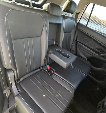 Белый Фольксваген Тигуан, объемом двигателя 1.98 л и пробегом 48 тыс. км за 25900 $, фото 26 на Automoto.ua