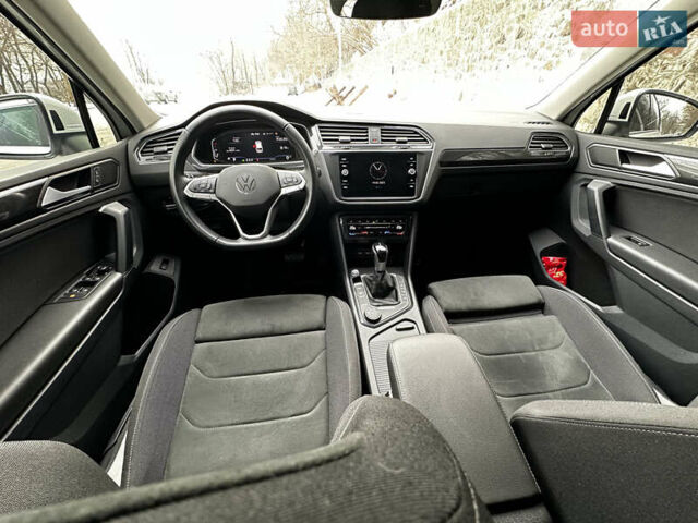 Белый Фольксваген Тигуан, объемом двигателя 1.98 л и пробегом 12 тыс. км за 39000 $, фото 18 на Automoto.ua