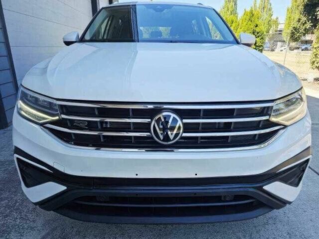 Белый Фольксваген Тигуан, объемом двигателя 2 л и пробегом 23 тыс. км за 12000 $, фото 1 на Automoto.ua