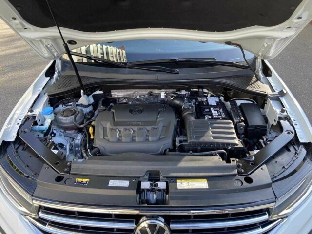 Белый Фольксваген Тигуан, объемом двигателя 2 л и пробегом 31 тыс. км за 16700 $, фото 14 на Automoto.ua