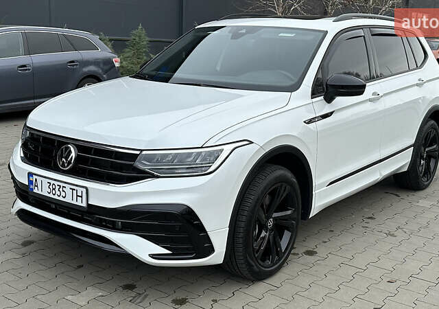 Білий Фольксваген Тігуан, об'ємом двигуна 1.98 л та пробігом 43 тис. км за 27800 $, фото 12 на Automoto.ua