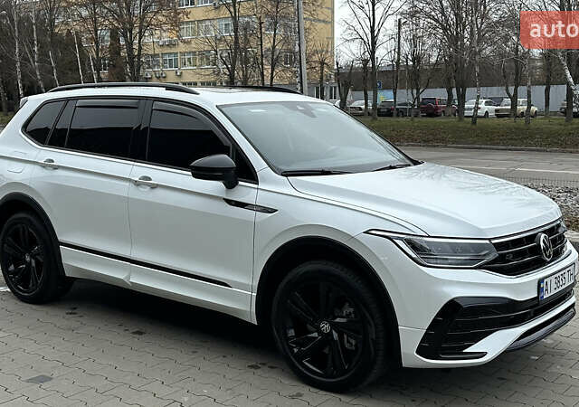 Білий Фольксваген Тігуан, об'ємом двигуна 1.98 л та пробігом 43 тис. км за 27800 $, фото 9 на Automoto.ua