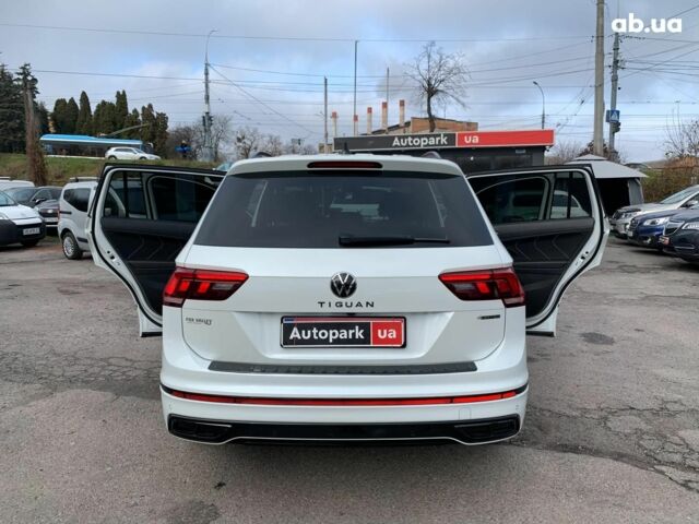 Белый Фольксваген Тигуан, объемом двигателя 2 л и пробегом 45 тыс. км за 28290 $, фото 17 на Automoto.ua