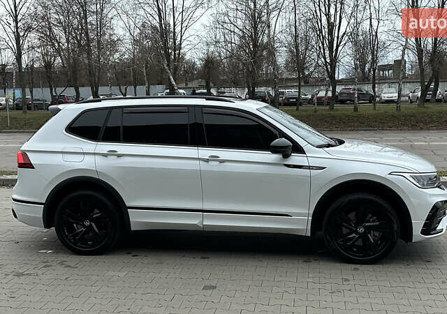 Білий Фольксваген Тігуан, об'ємом двигуна 1.98 л та пробігом 43 тис. км за 27800 $, фото 8 на Automoto.ua