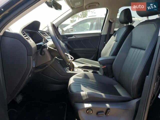 Білий Фольксваген Тігуан, об'ємом двигуна 2 л та пробігом 25 тис. км за 7500 $, фото 6 на Automoto.ua