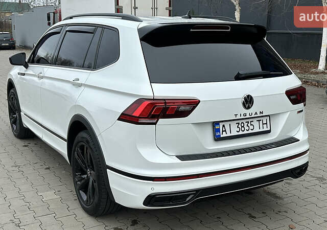 Білий Фольксваген Тігуан, об'ємом двигуна 1.98 л та пробігом 43 тис. км за 27800 $, фото 4 на Automoto.ua